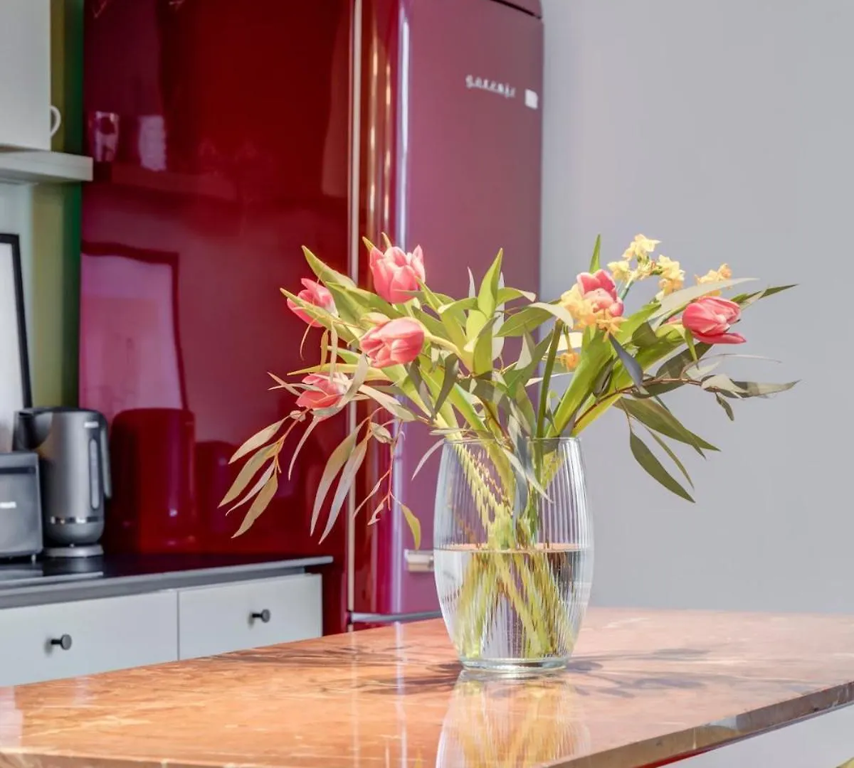 Quiet Elegance In Sofia Center Apartment 0*,